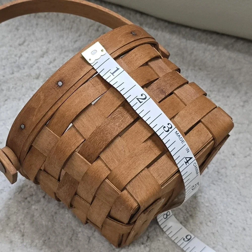 Vintage 1994 Longaberger Handwoven‎ Round Basket with Handle Dresden Ohio USA
